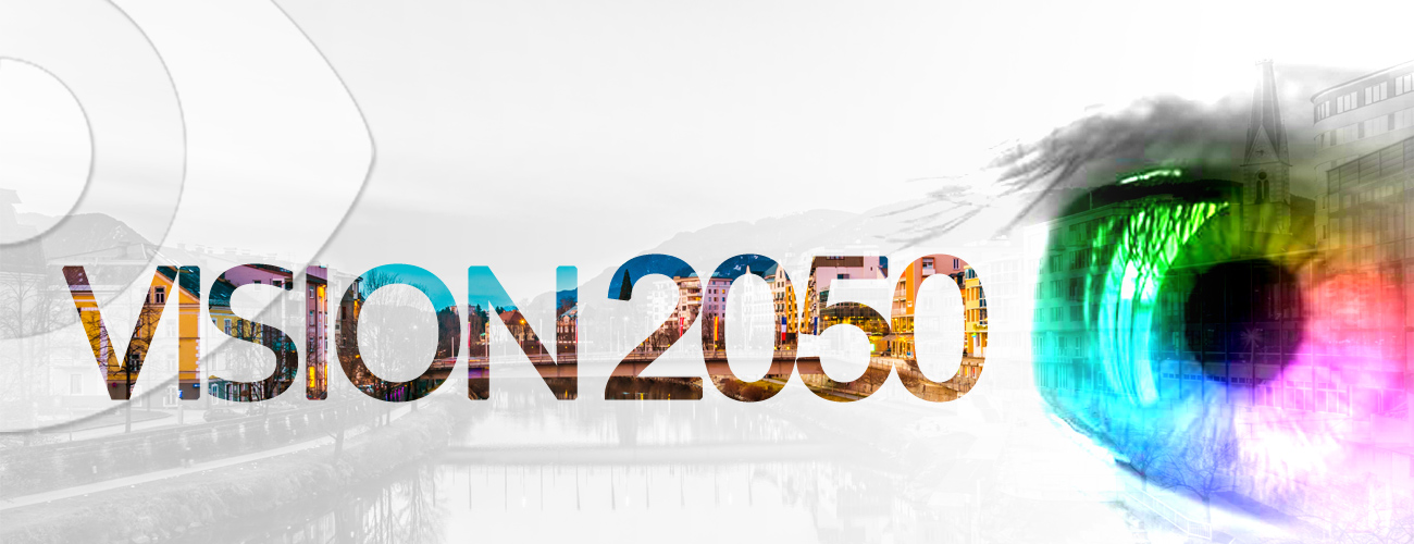 Ein großes Auge mit bunten Linsen mit dem Schriftzug "Smart City: Vision 2015" darüber