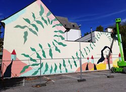 Am Gebäude der Gerbergasse 15 hat Künstlerin Lisa Maria Wagner im Oktober 2020 ihr Street Art Projekt fertig gestellt.